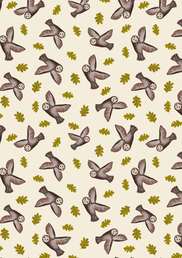 Old Quercus | Flying Owl on Dark Cream