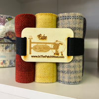 Curler Cube Box of Wool | Primitives