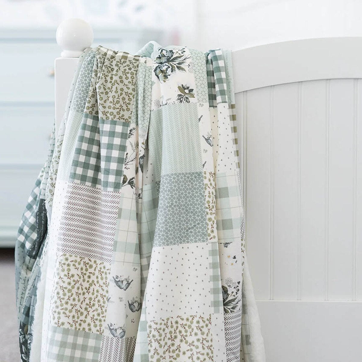 Dreamy Blankets | In the Fields Ombre Green Patchwork