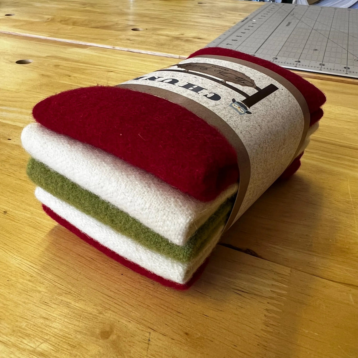 Candy Cane Wool Chunks